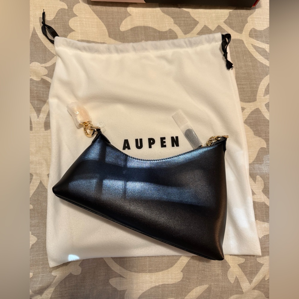 Authentic Aupen Nirvana Chain Bag in Noir / Black - NWT - Picture 2 of 13